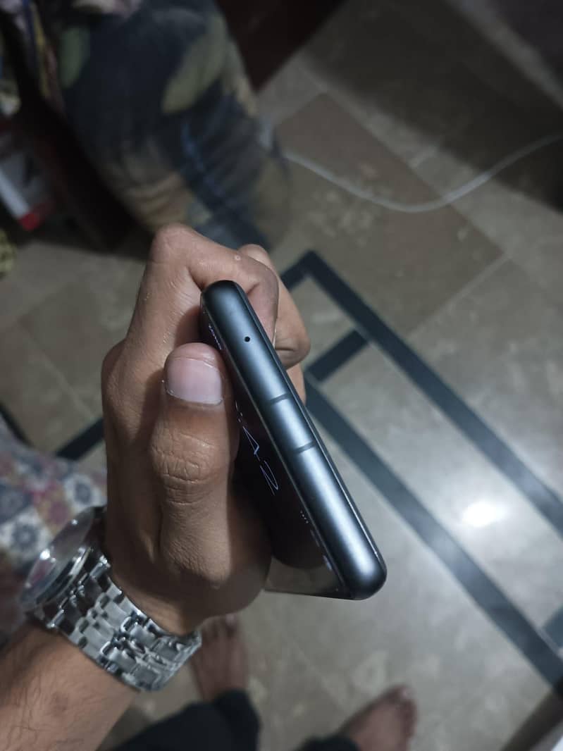 Google Pixel 7a 4
