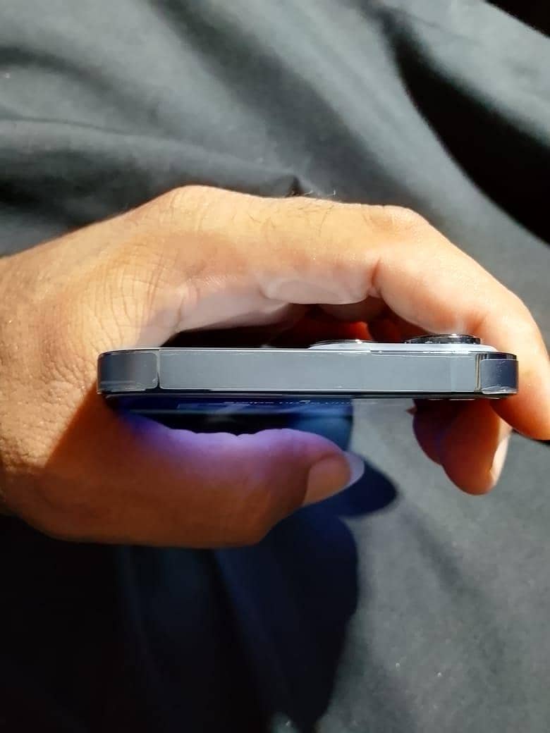 Apple iPhone 13 Pro Max 5