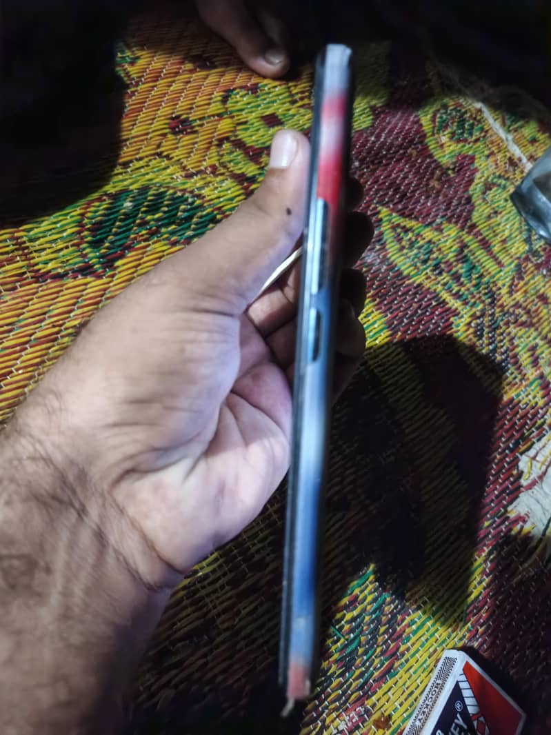 Tecno Pova 6
