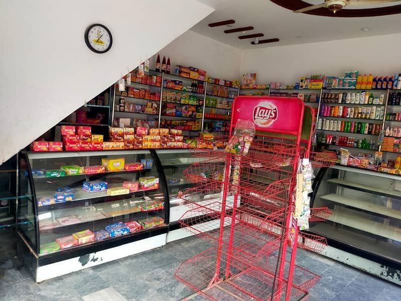 Four shops 6