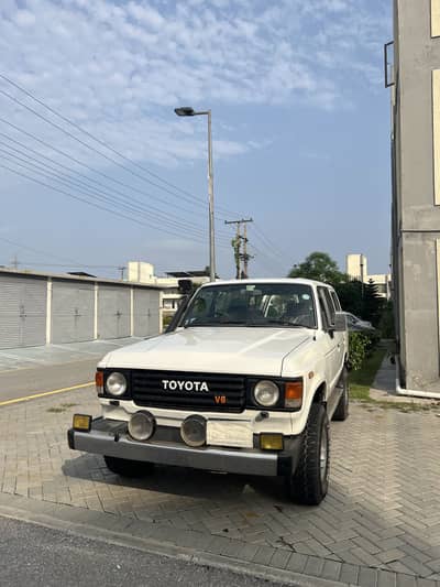 Toyota Land Cruiser 1986