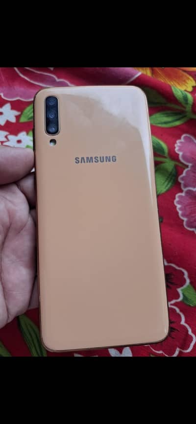 Samsung A70