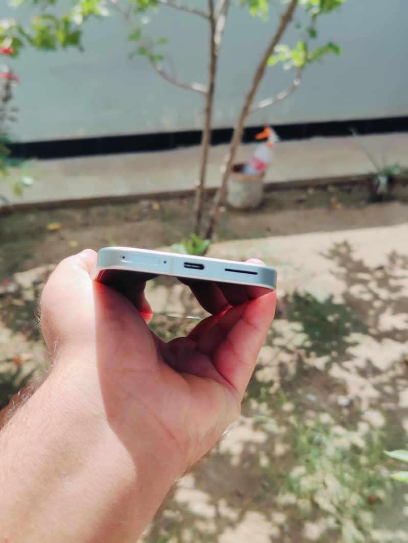 Google Pixel 9 2