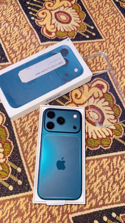 I Phone 17 pro - With Box - For Sale