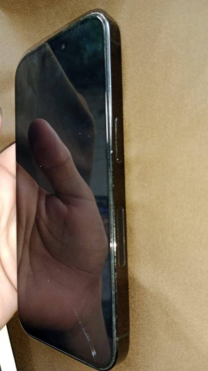 Apple iPhone 14 Pro 3