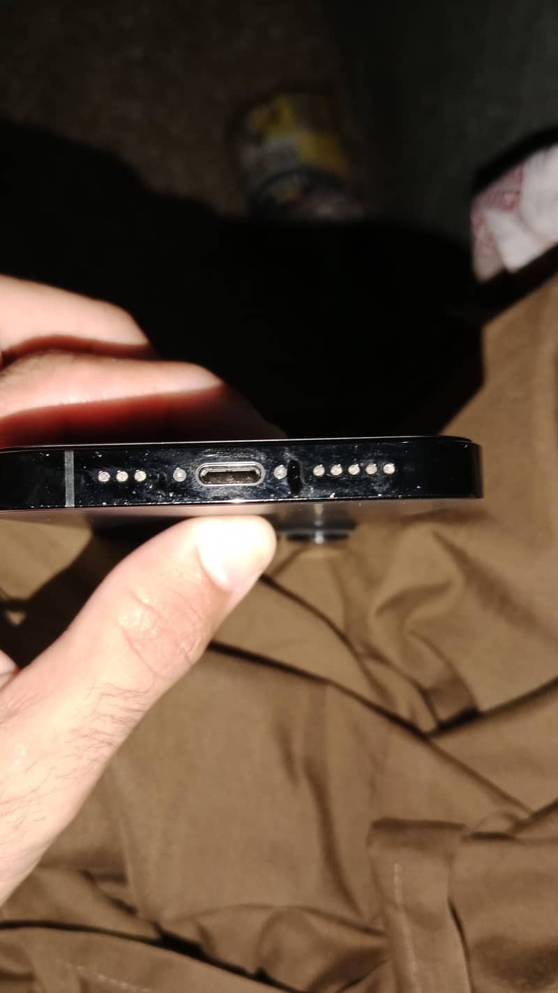 Apple iPhone 14 Pro 4