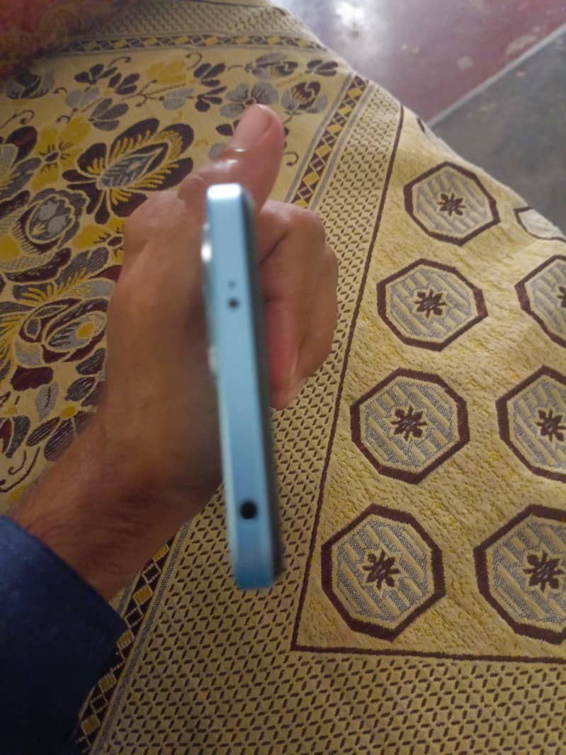 Xiaomi Redmi Note 12 2