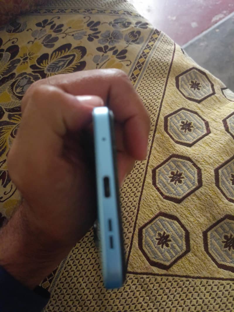 Xiaomi Redmi Note 12 4