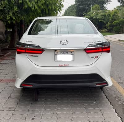 Toyota Corolla Altis x Automatic 1.6 Zero brand new 2022