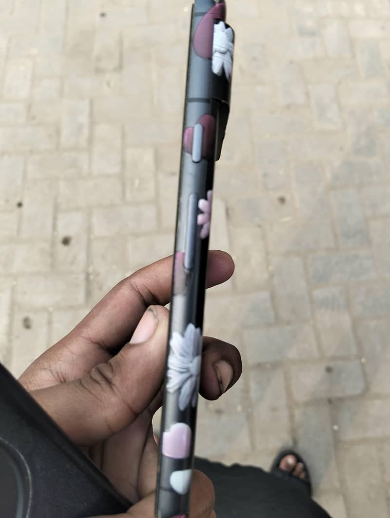 Google Pixel 8 2