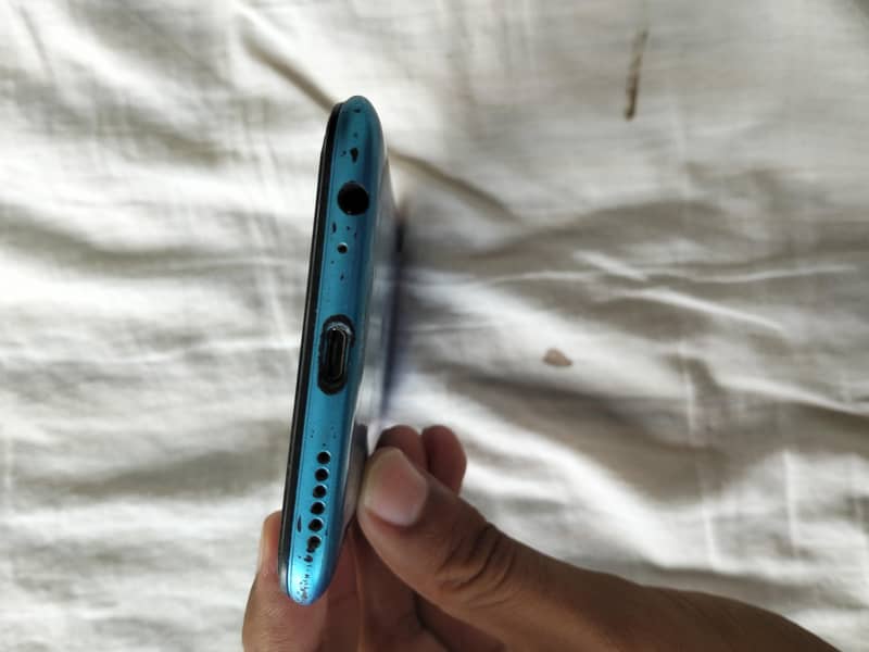 Tecno Spark 4 1