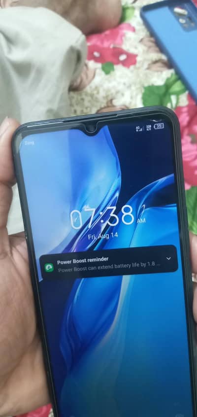 Battery timing achi hai