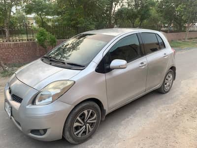 Toyota Vitz 2009/2012