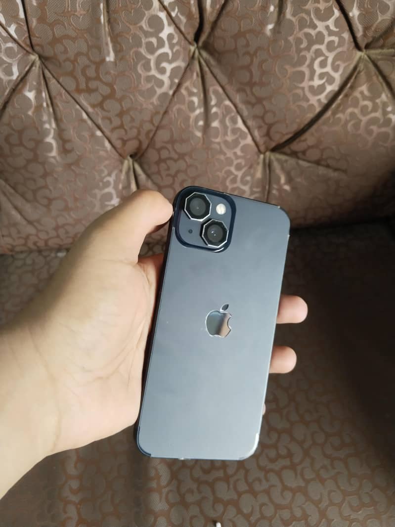 Apple iPhone 13 3