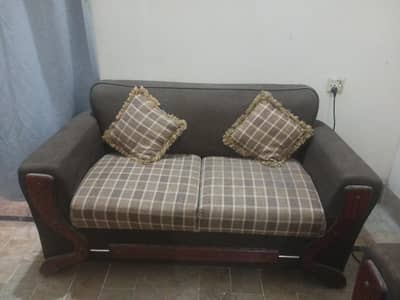 7 seater sofa set with cushions and sofa cover set  condition 10/10