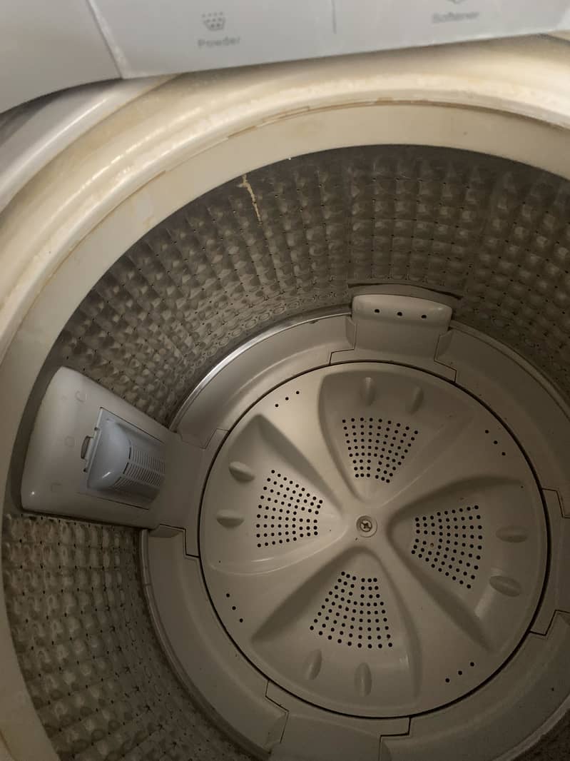 Haier fully automatic 8.5kg 10