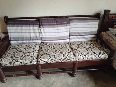 sofa set very good condition