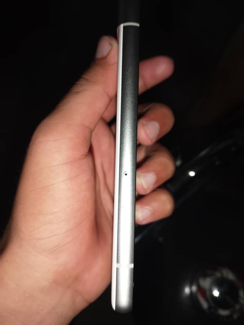 Google Pixel 7a 1