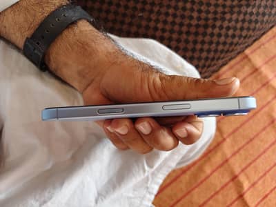Apple iPhone 17
