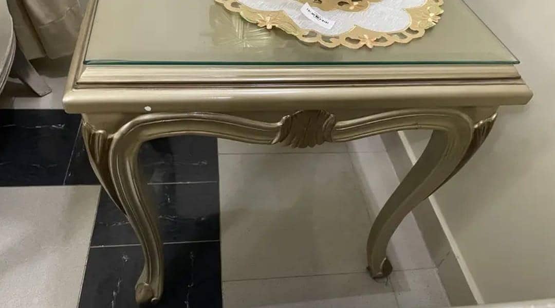 Eight seaters sofa with Table 4