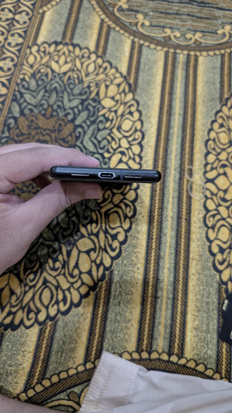 Google Pixel 6 3