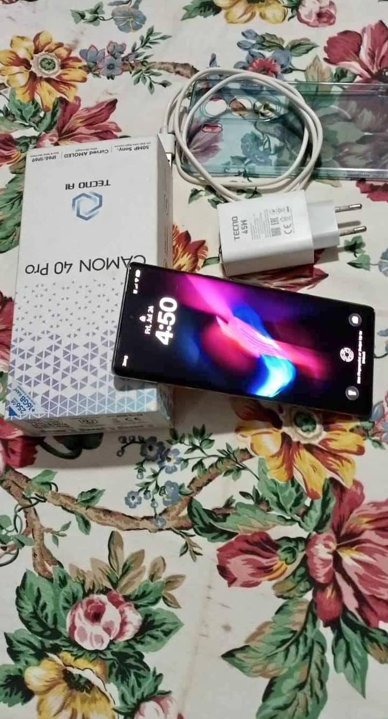 Tecno CAMON 40 Pro 3