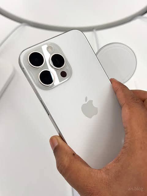 IPhone 15 Pro Max 2