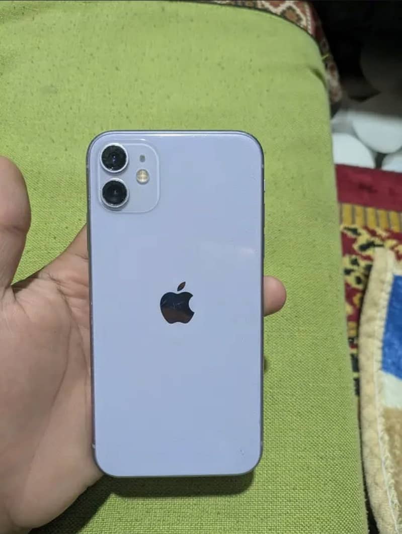 Apple iPhone 11 0
