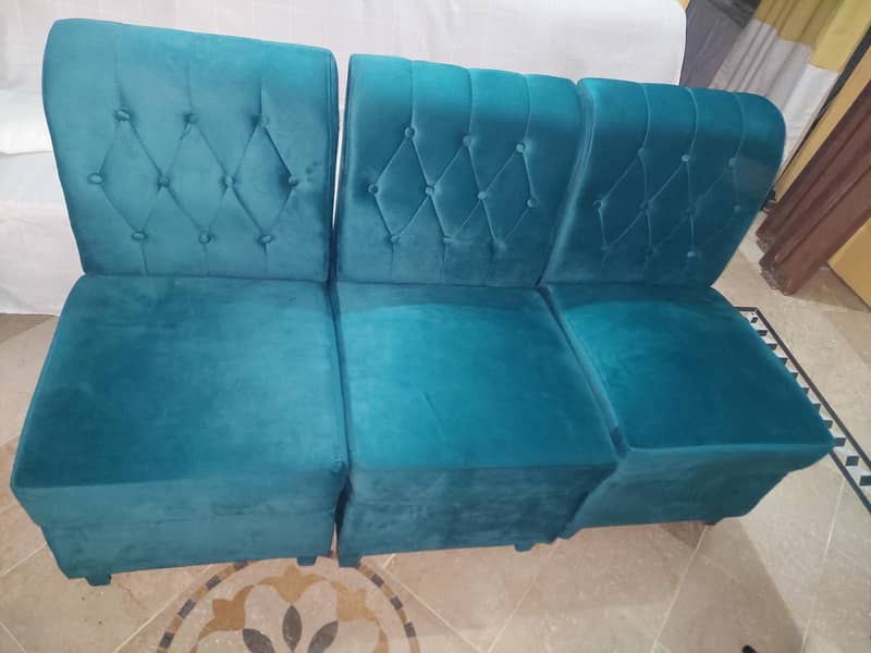 07 Seats Sofa 0
