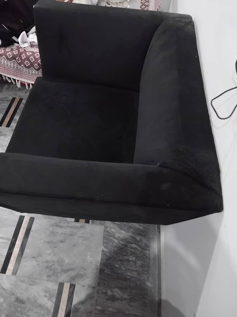 single seater sofas 2