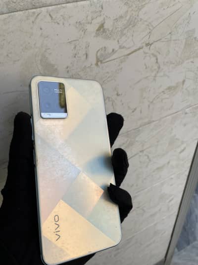 Vivo Y21