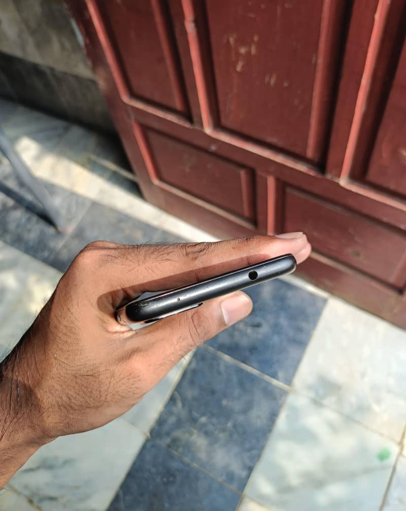 Google Pixel 4a 4