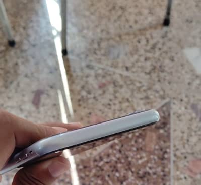 Apple iPhone XR