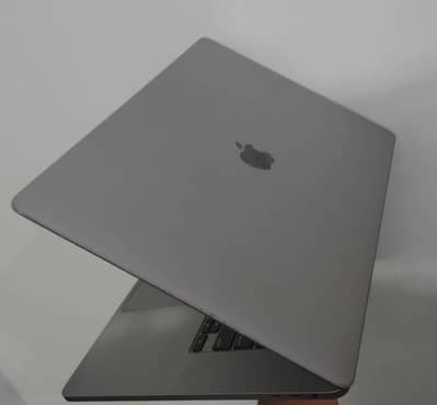MacBook Pro 2019 – 32/512GB - 16 Inch