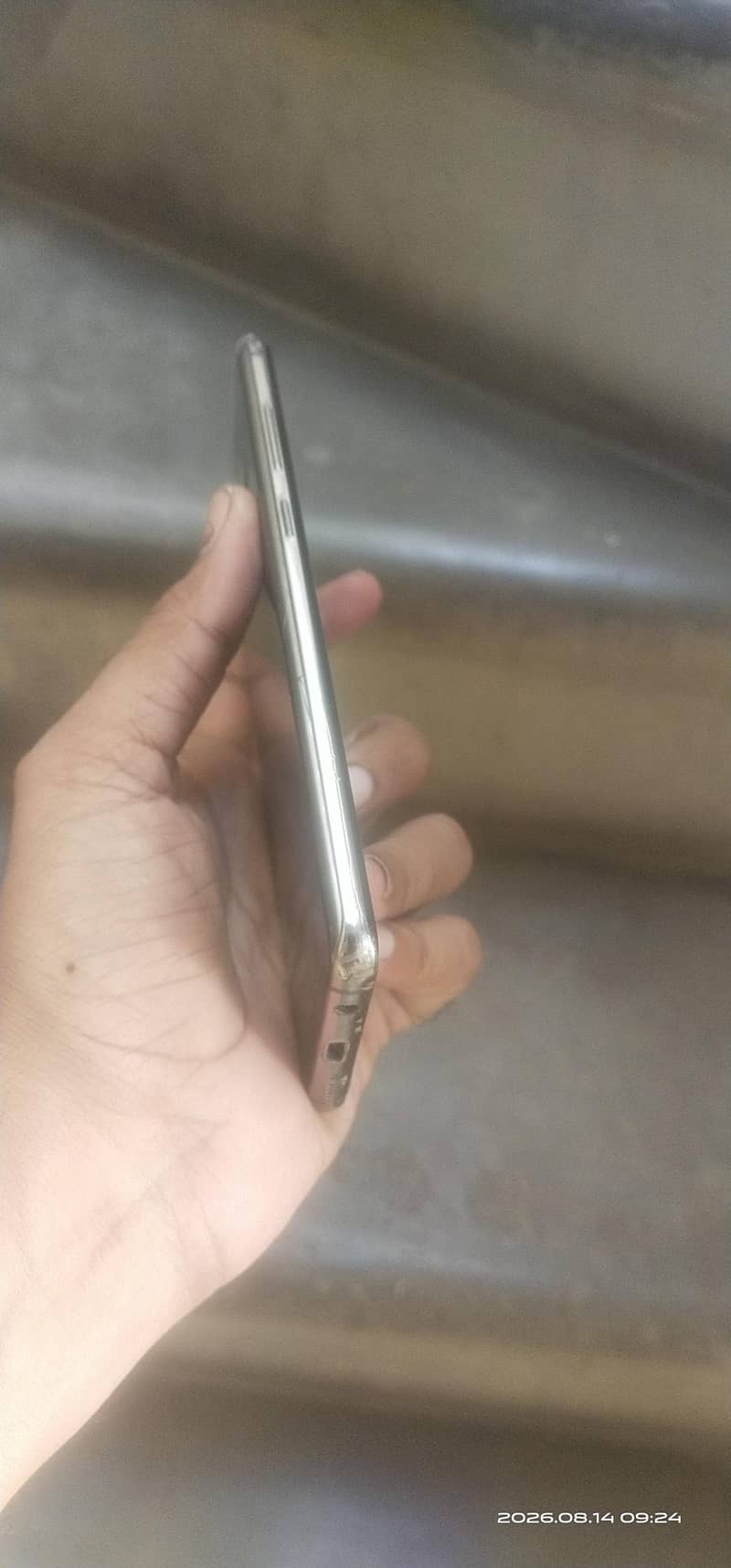 Samsung Mobile Note 10 Plus 4