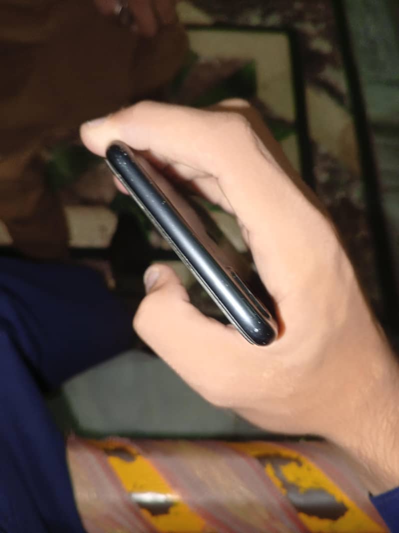 Apple iPhone 7 Plus 4