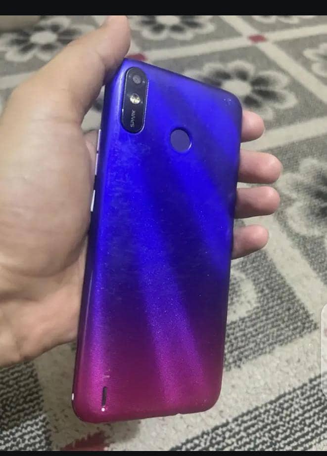 Tecno Spark 4 0