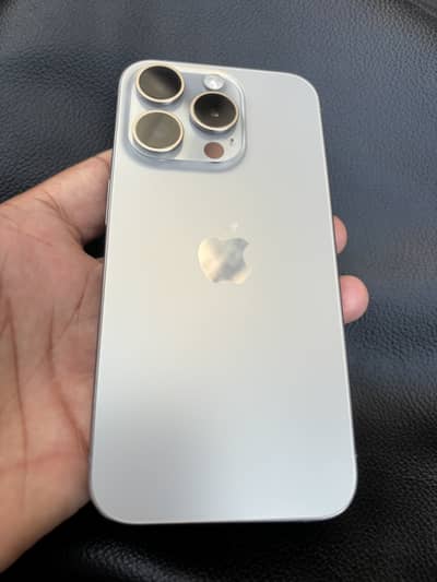 Apple iPhone 15 Pro