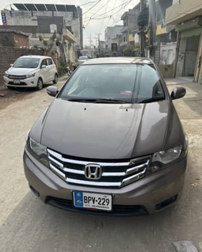 Honda City available for Islamabad & Lahore trips