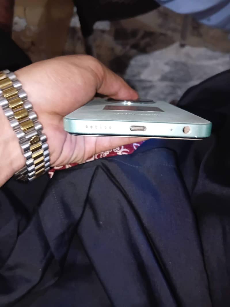 Tecno SPARK 30C 4