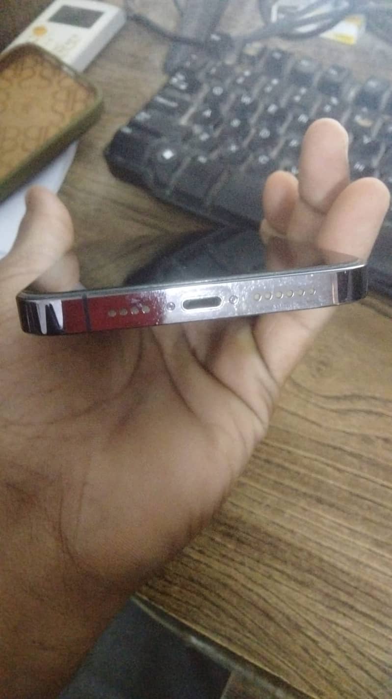 Apple iPhone 14 Pro Max 5