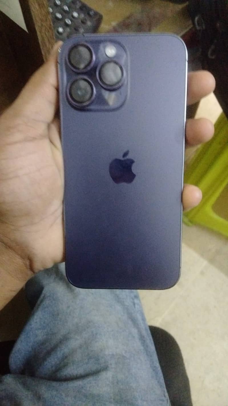 Apple iPhone 14 Pro Max 10
