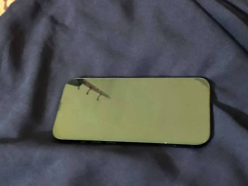 iPhone 13 6