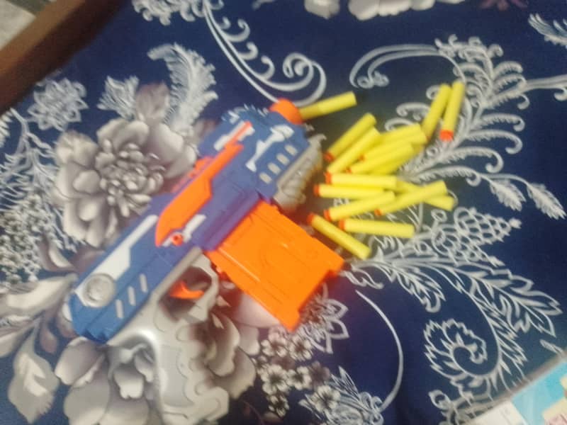 NERF DART BLASTER 1