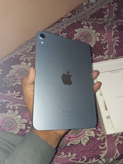 ipad mini 7 (A17 Pro) 10/10 Condition 128GB no any Fault.
