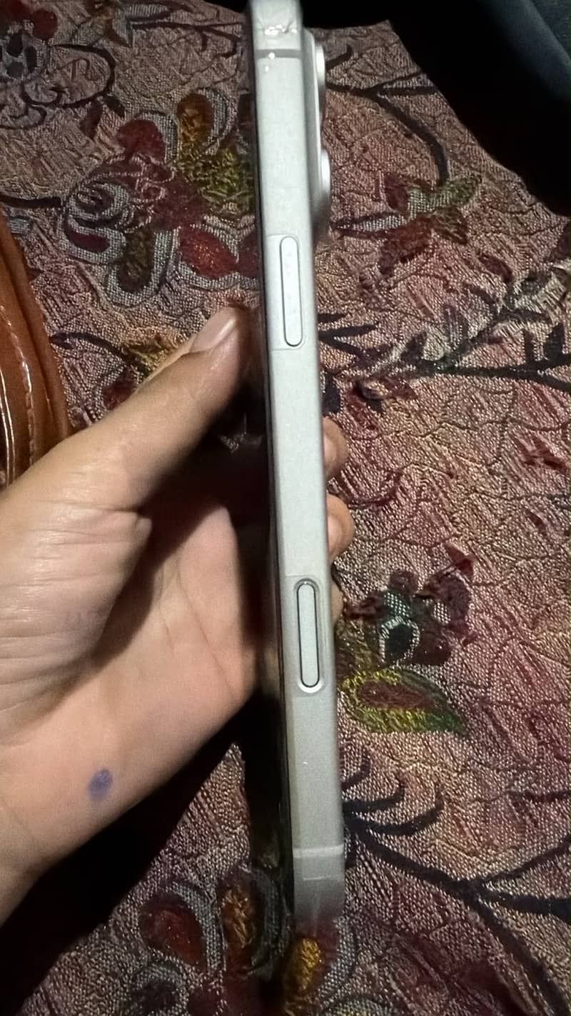 Apple iPhone 17 Pro Max 2