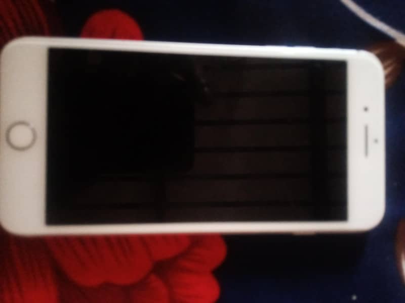 Apple iPhone 8 Plus 0