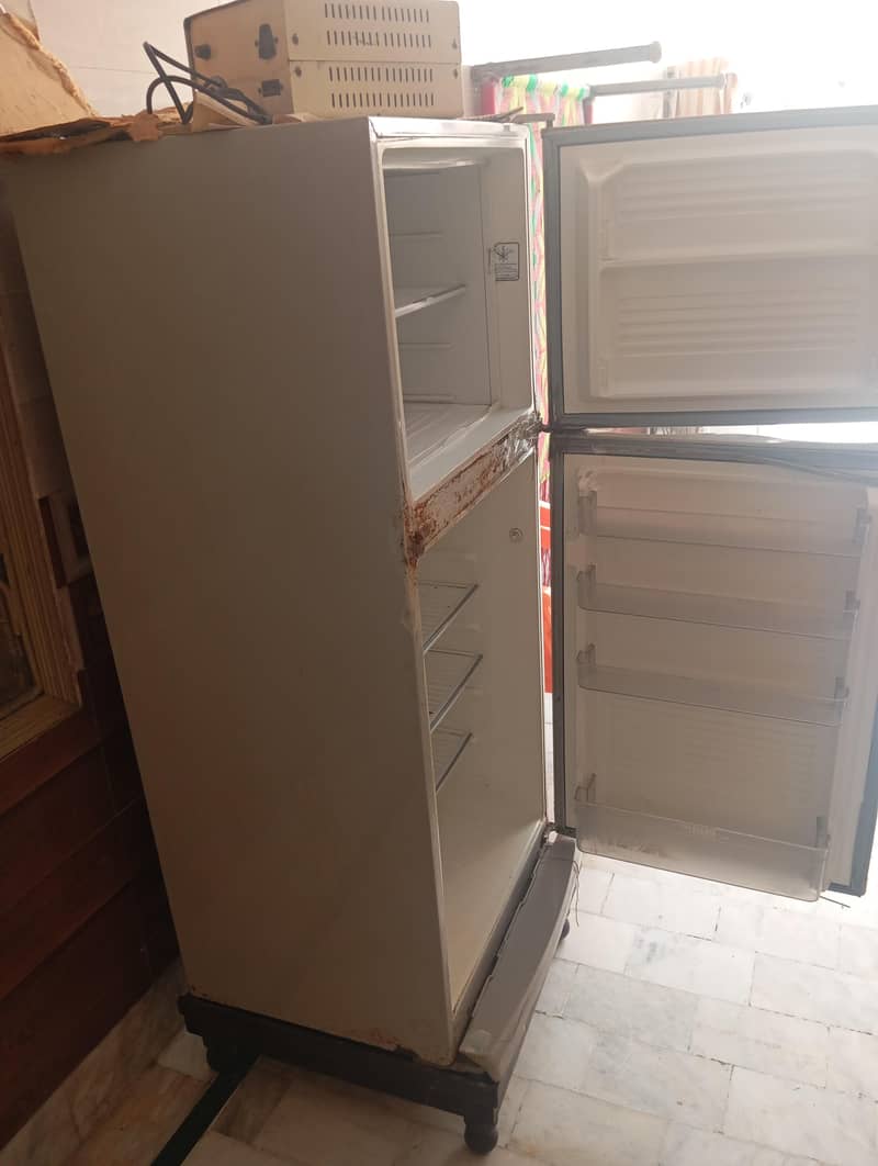 refrigerator 1