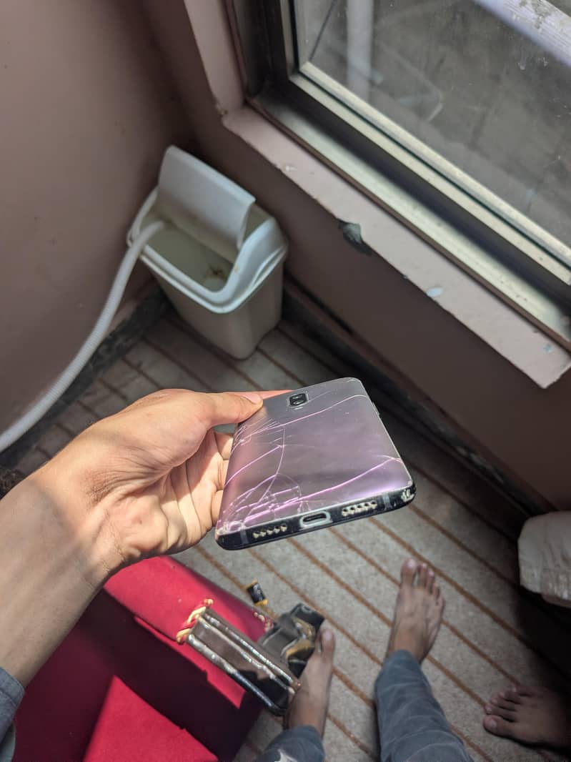 One Plus 6T 1