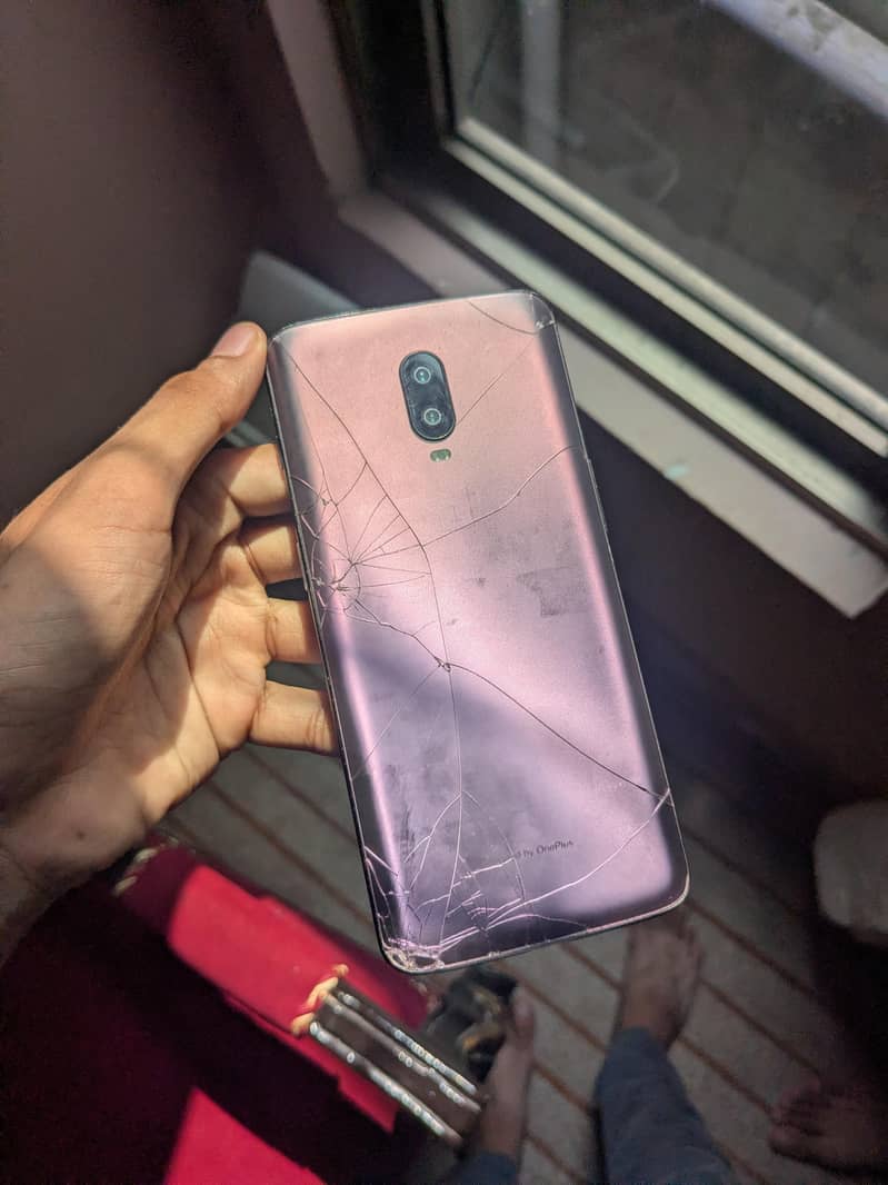 One Plus 6T 2